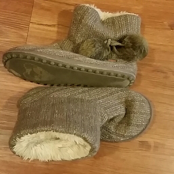 rocket dog slipper boots